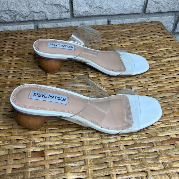 Steve Madden Vows Sandal In Clear - Picture 2 of 6